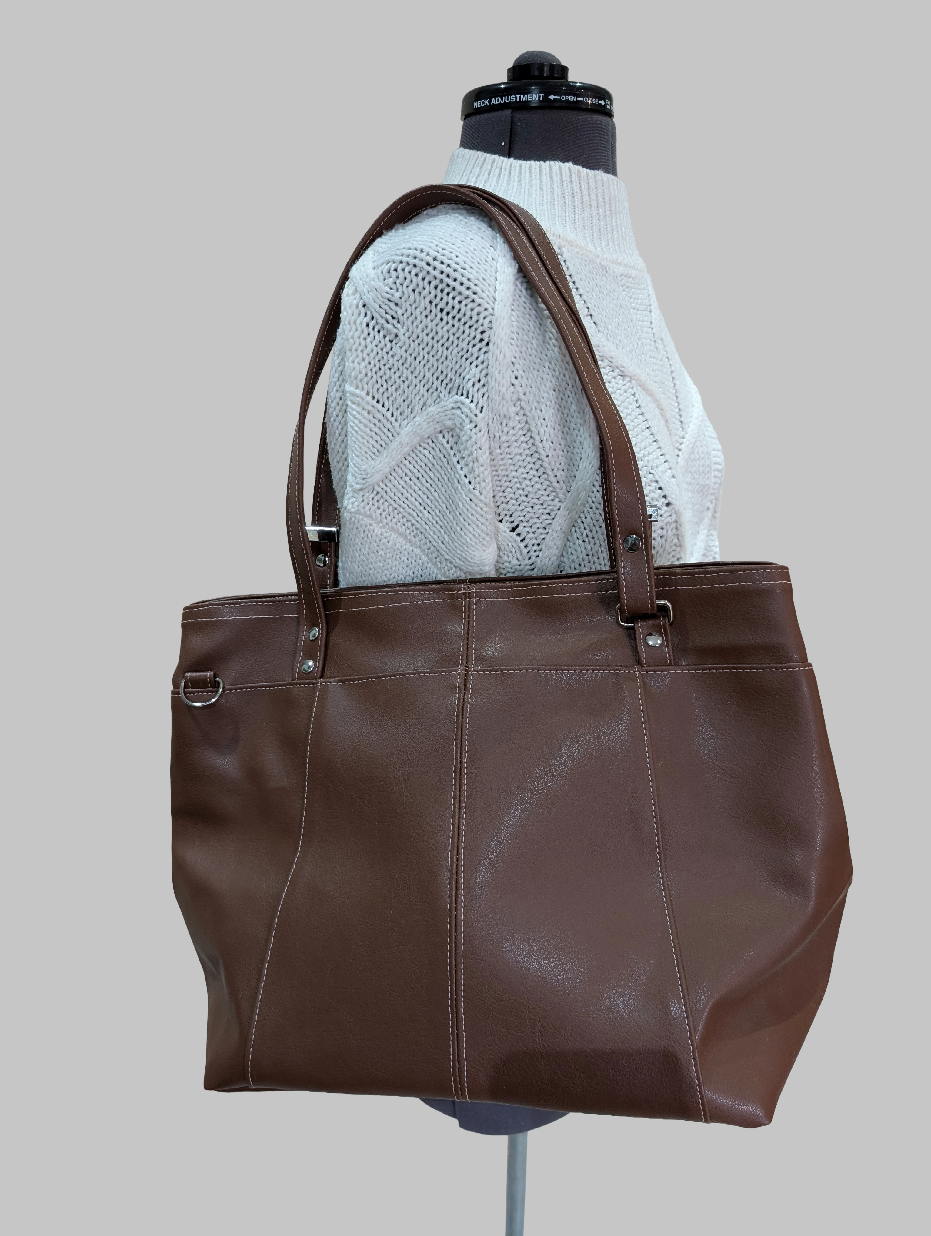 Demelza – A Refined, Roomy Statement Bag