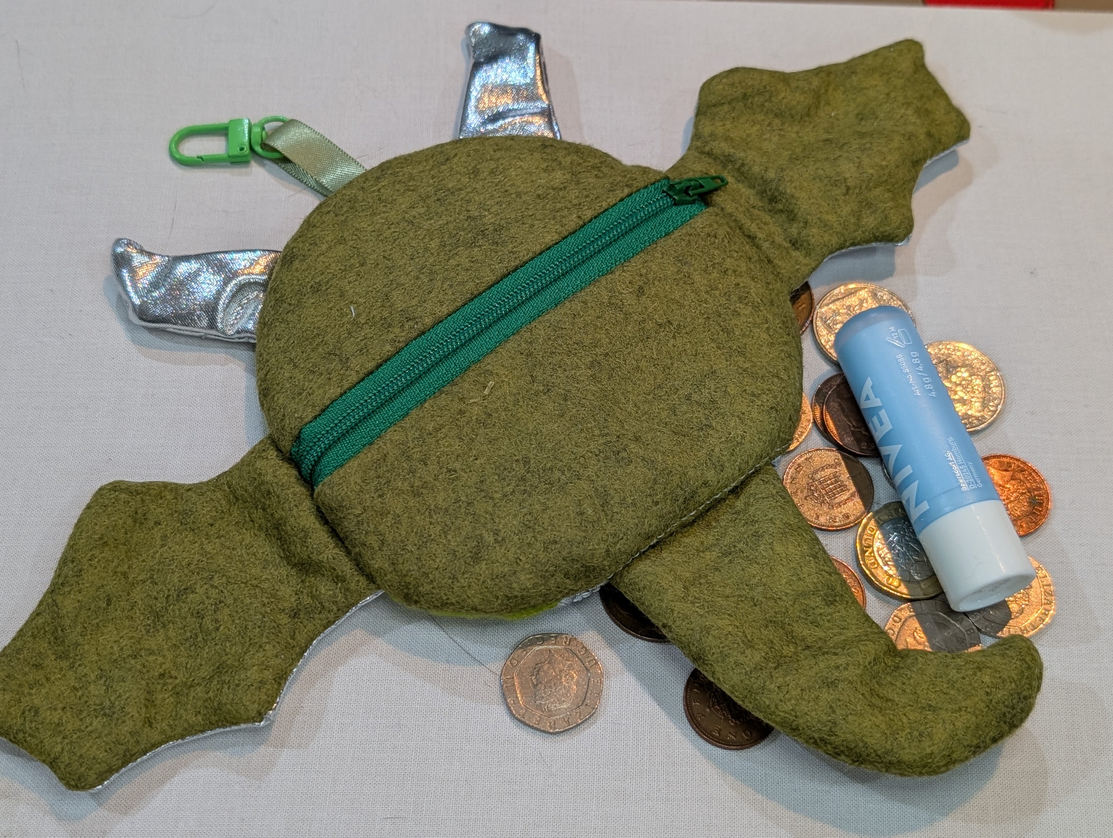 Fantasy Dragon Zipper Purse