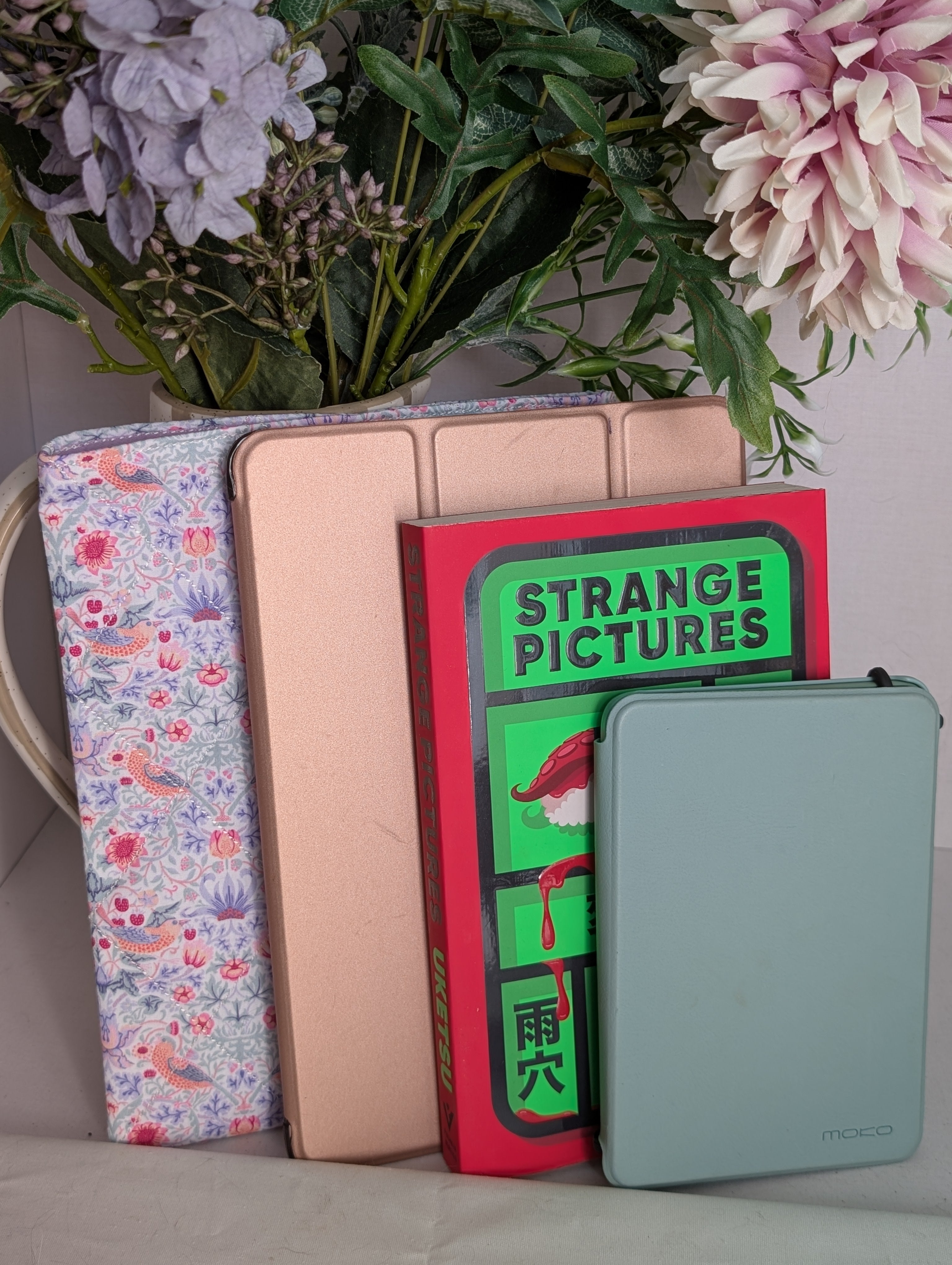 Handmade Padded Tablet / Book Case